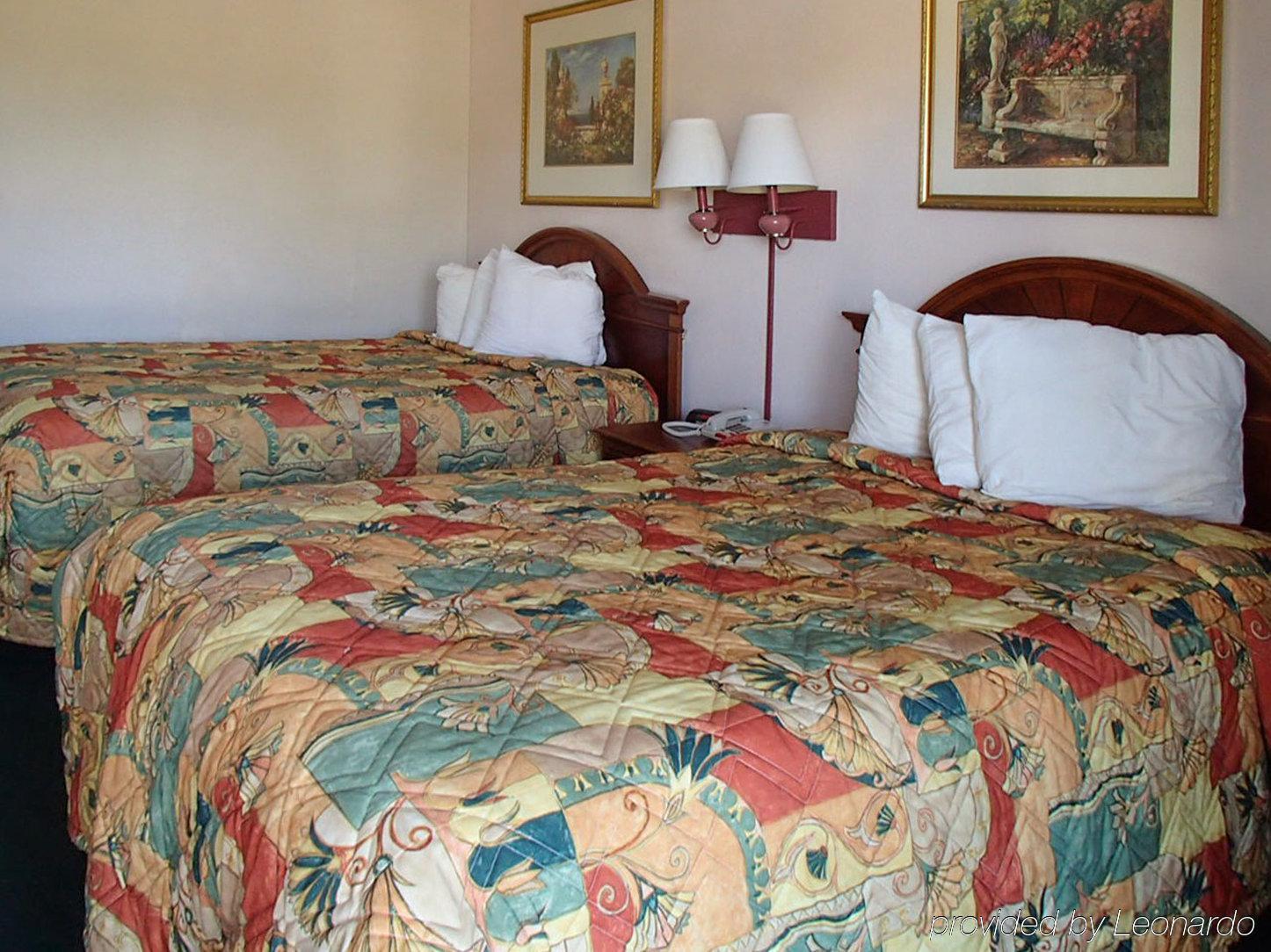 Rodeway Inn Leesburg Chain Of Lakes Extérieur photo