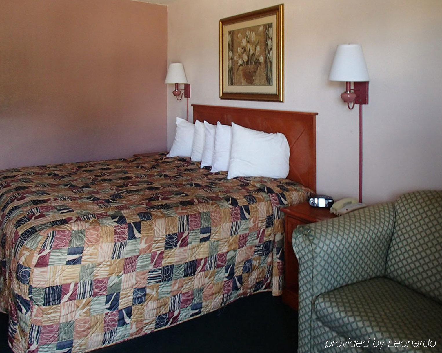 Rodeway Inn Leesburg Chain Of Lakes Extérieur photo